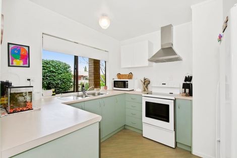 Photo of property in 5/17 Youngs Road, Papakura, 2110