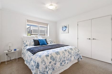 Photo of property in 19b Te Atatu Road, Te Atatu South, Auckland, 0610