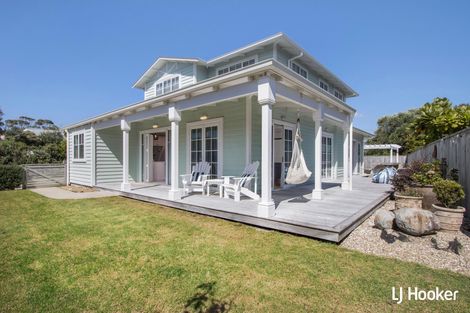 Photo of property in 30 Papaunahi Road, Bowentown, Waihi Beach, 3177