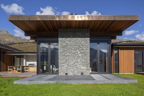 Photo of property in Wyuna, 5 River Valley View, Glenorchy, 9372