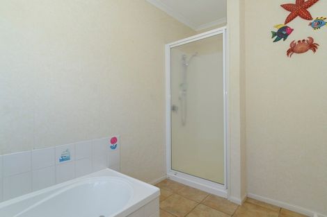 Photo of property in 8 Brackenburn Drive, Ohauiti, Tauranga, 3112