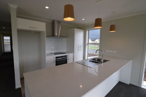 Photo of property in 3 Tapuhikura Street, Waikanae, 5036