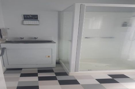 Photo of property in 390-392 Jackson Street, Petone, Lower Hutt, 5012