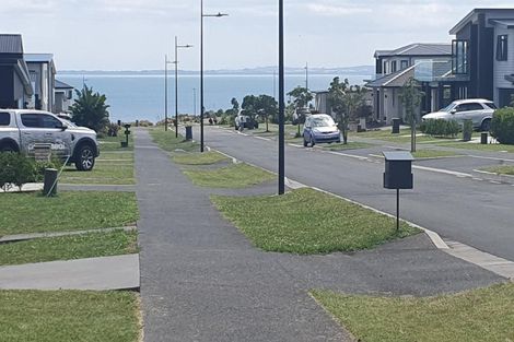 Photo of property in 2 Mutetai Road, Clarks Beach, 2122