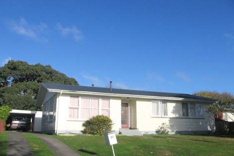 Photo of property in 37 Stillwater Place, Westbrook, Palmerston North, 4412