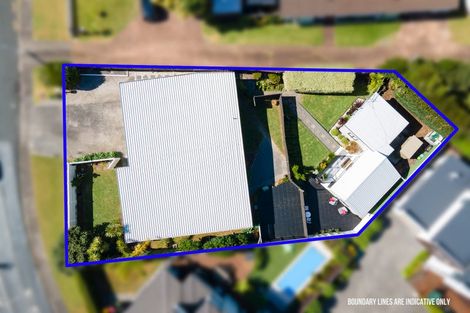 Photo of property in 129a Nile Road, Milford, Auckland, 0620