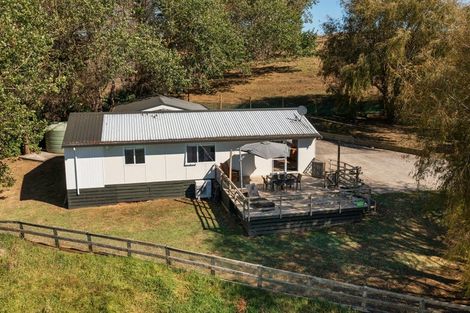 Photo of property in 141 Karioitahi Road, Waiuku, 2683