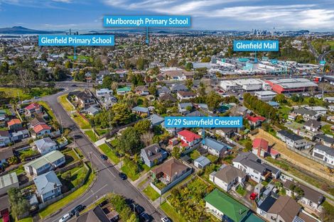 Photo of property in 2/29 Sunnyfield Crescent, Glenfield, Auckland, 0629