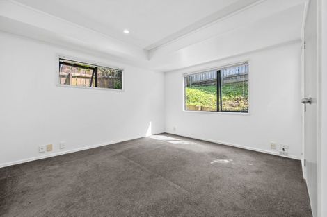 Photo of property in 3/52 Agincourt Street, Glenfield, Auckland, 0629