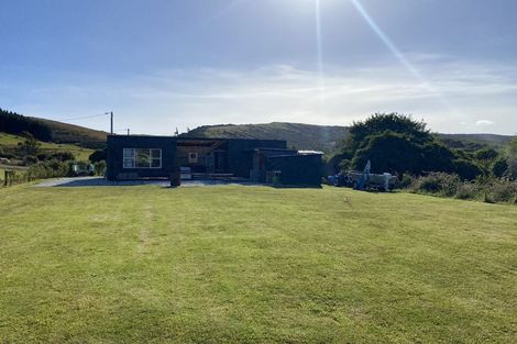 Photo of property in 11 Carrickfergus Street, Waikawa, Tokanui, 9884