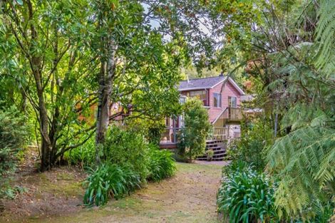 Photo of property in 61 Blue Mountains Road, Pinehaven, Upper Hutt, 5019