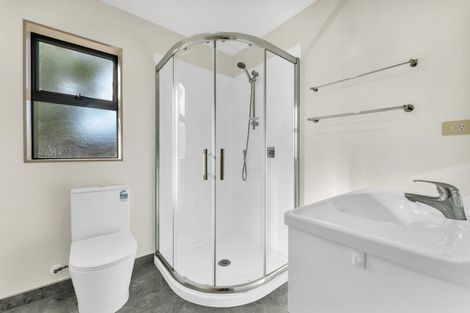 Photo of property in 7 Newfound Way, Glen Eden, Auckland, 0602