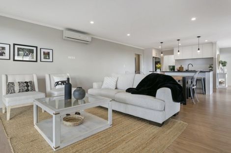 Photo of property in 1 Boyce Crescent, Cambridge, 3434