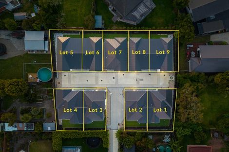 Photo of property in 6/113 Beach Road, Te Atatu Peninsula, 0610