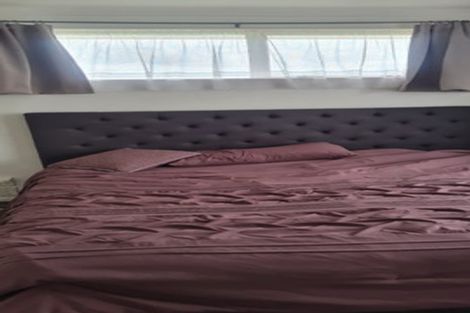 Photo of property in 39 Fernbrook Close, Burswood, Auckland, 2013