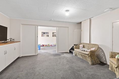 Photo of property in 12 Wilfred Street, Tawa, Wellington, 5028