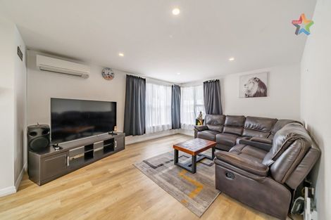 Photo of property in 14 Young Grove, Stokes Valley, Lower Hutt, 5019