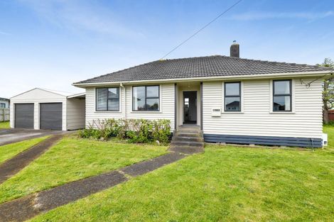 Photo of property in 3 Sutton Place, Hawera, 4610