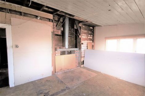 Photo of property in 285 High Street, Dannevirke, 4930