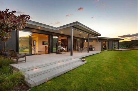 Photo of property in 13a Carol Leon Avenue, Kaukapakapa, 0871