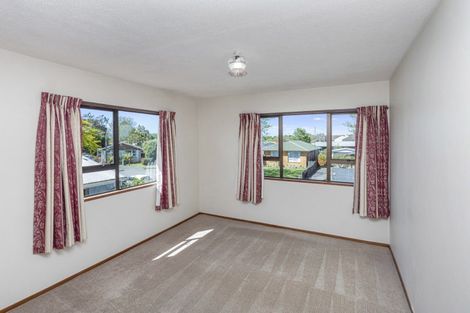 Photo of property in 15 Valerie Place, Redwood, Christchurch, 8051