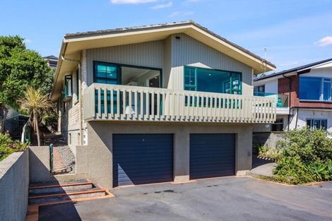 Photo of property in 22 Sunset Parade, Plimmerton, Porirua, 5026