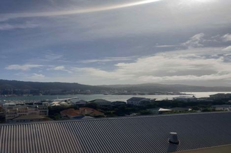 Photo of property in 9 Vogel Street, Mount Victoria, Wellington, 6011