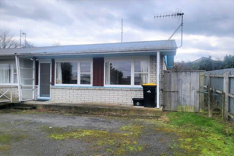 Photo of property in 1/25 Queen Street, Dannevirke, 4930