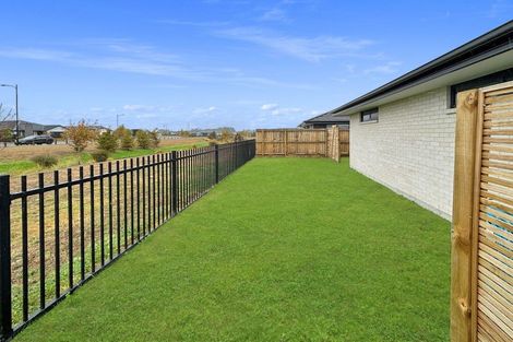 Photo of property in 7 Ellesmere Street, Marshland, Christchurch, 8083