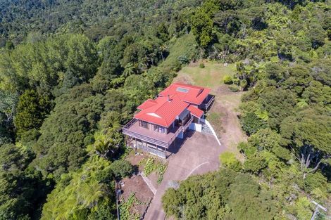 Photo of property in 1010 Scenic Drive North, Swanson, Auckland, 0816
