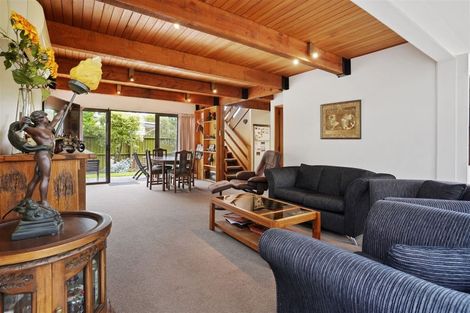 Photo of property in 2/3 Celia Street, Redcliffs, Christchurch, 8081