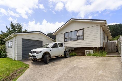 Photo of property in 18 Ruahine Street, Paraparaumu, 5032