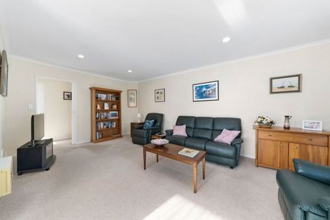 Photo of property in Redwood Village, 21/42 Main Road, Tawa, Wellington, 5028