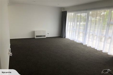 Photo of property in 35 Lombard Street, Palmerston North, 4410