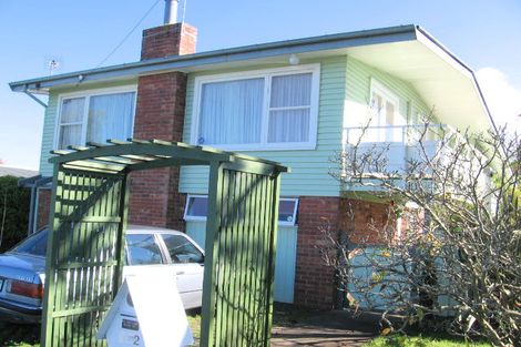 Photo of property in 502 East Coast Road, Windsor Park, Auckland, 0630