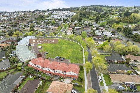 Photo of property in 8 Lime Crescent, Papakura, 2110