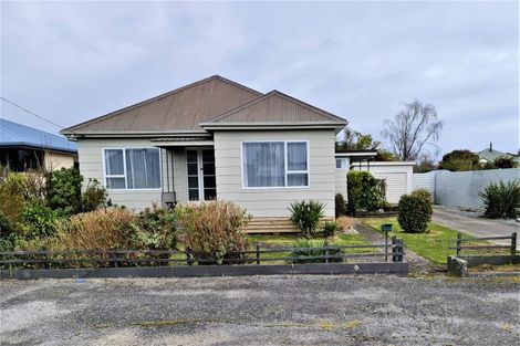 Photo of property in 150 Queen Street, Westport, 7825