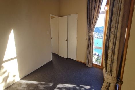 Photo of property in 39 Robieson Street, Roseneath, Wellington, 6011