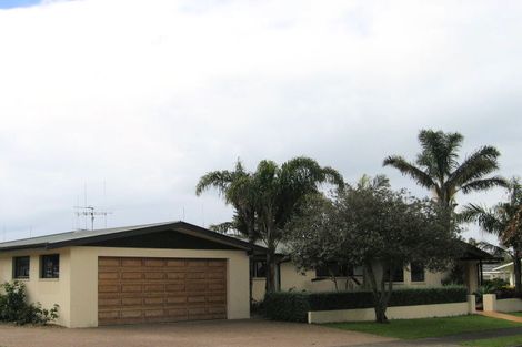 Photo of property in 43 Waratah Street, Matua, Tauranga, 3110