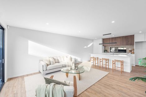 Photo of property in 2/71 Sullivan Avenue, Woolston, Christchurch, 8023