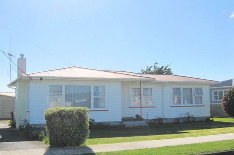 Photo of property in 29 Bledisloe Street, Levin, 5510