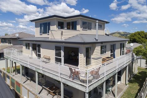 Photo of property in 41b Dickson Road, Papamoa Beach, Papamoa, 3118