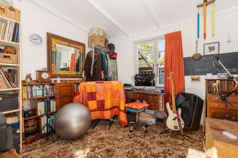 Photo of property in 731 Swanson Road, Swanson, Auckland, 0612