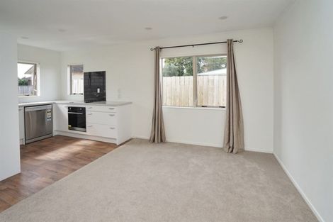 Photo of property in 5a Le Quesne Place, Fairfield, Hamilton, 3214
