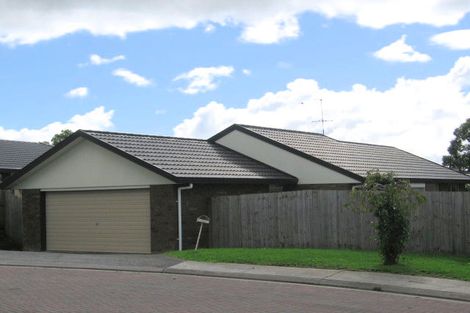 Photo of property in 5 Plumstead Rise, Glen Eden, Auckland, 0602