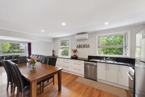 Photo of property in 10 Barrie Crescent, Silverdale, Hamilton, 3216