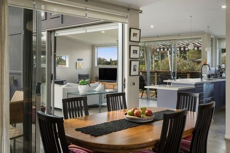 Photo of property in 32 Roretana Drive, Athenree, Waihi Beach, 3177