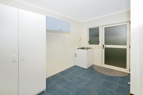 Photo of property in 17 Chelsea Drive, Taradale, Napier, 4112