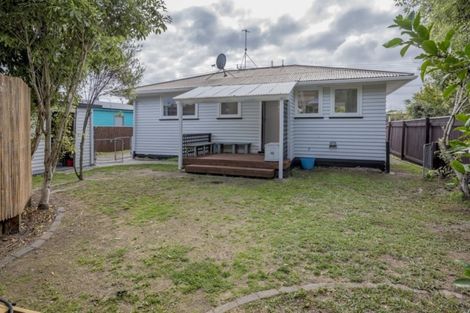 Photo of property in 53 Kirk Street, Otaki, 5512