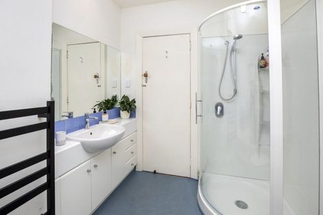 Photo of property in 31 Office Road, Merivale, Christchurch, 8014